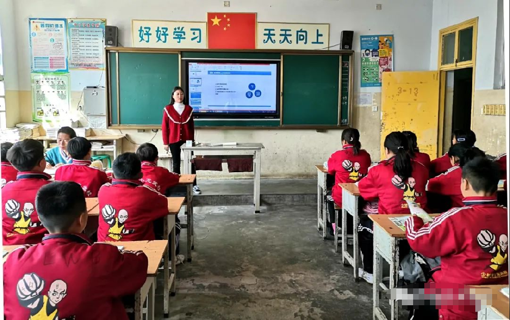 少林小龙武校积极开展学生资助政策“两节课”宣讲活动