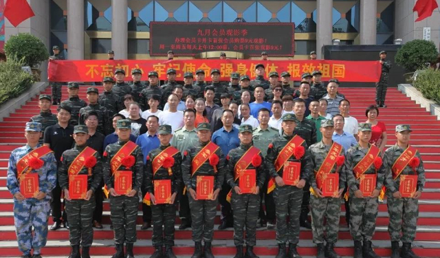 河南嵩山小龙少林武校学武功可以做什么工作？