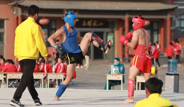 去读了嵩山小龙少林武术学校还能正常考大学吗？