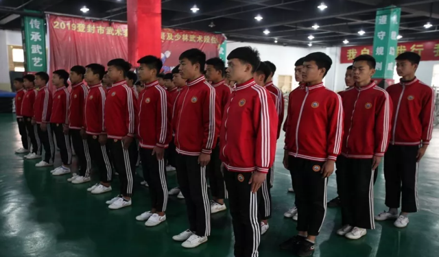 河南嵩山小龙少林武校学费一年多少钱?公开透明