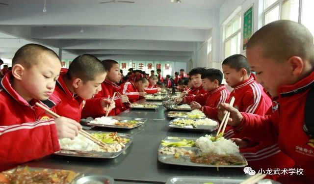 河南登封少林武校收费高吗？收费标准是全国统一吗？