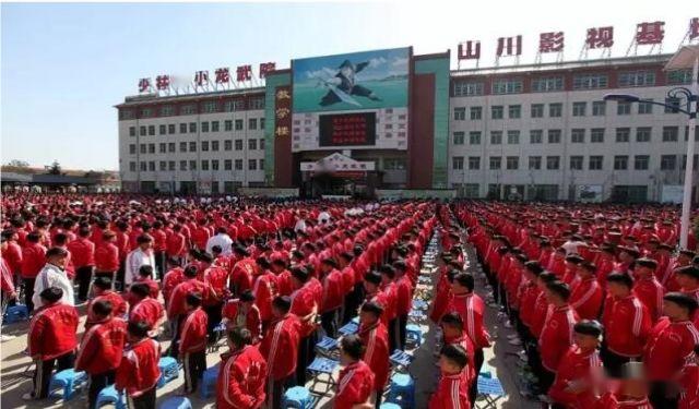 河南少林武校一年需要多少钱？嵩山少林武校招生条件和学历要求是什么？