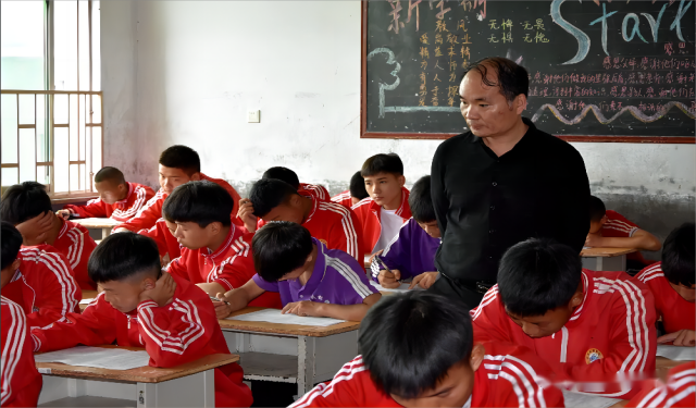 嵩山少林武术学校招生现在开始了吗？学生毕业后能做什么工作呢？