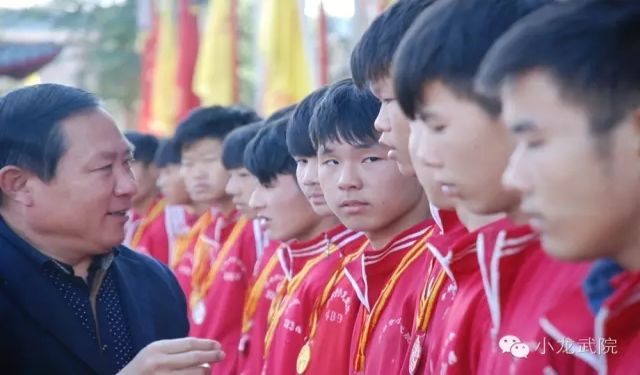 孩子去少林小龙武校后可以参军吗？