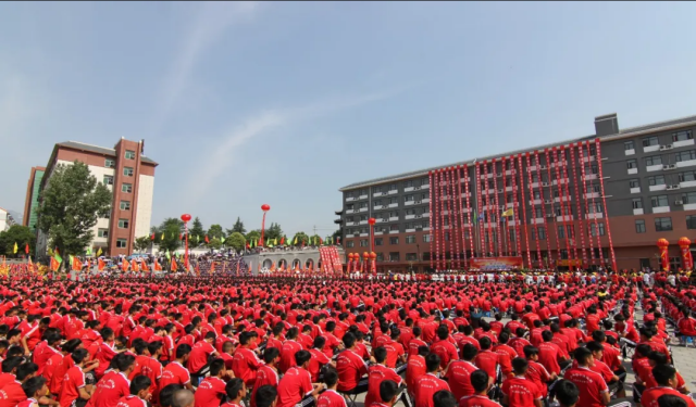 登封少林武校学费全年多少钱？全年收费是按照什么标准？