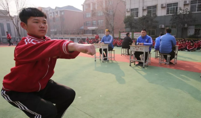 河南少林文武学校招生办电话是多少？几岁孩子适合在嵩山少林武校习武？