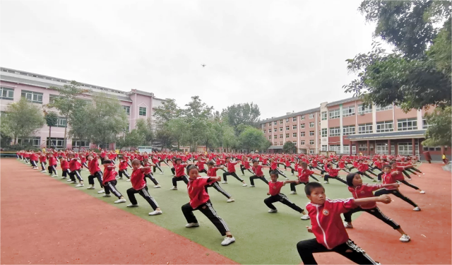 嵩山少林文武学校招生有什么要求？现在可以报名吗？