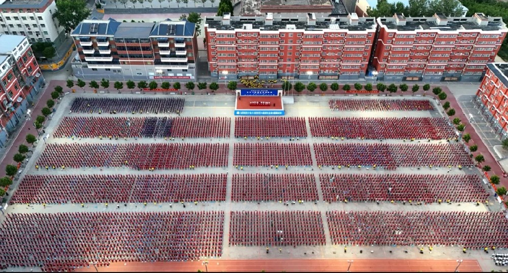 河南武校怎么收费?少林小龙武校收费透明合理的教育投资