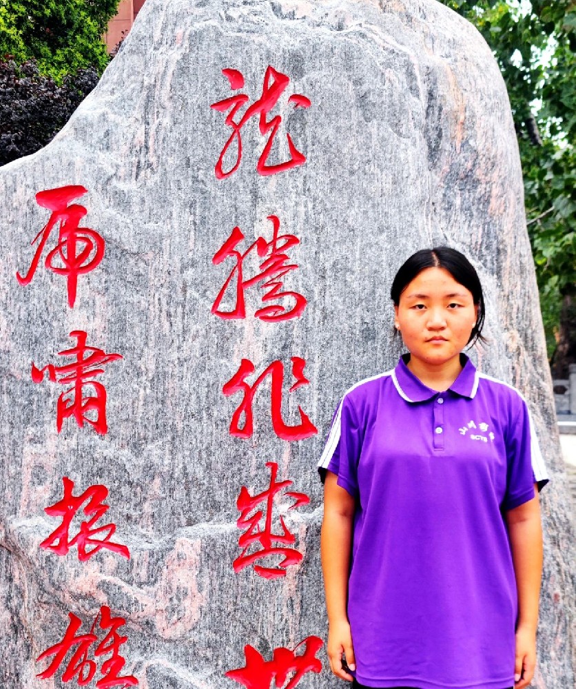 少林小龙武校影视艺术部学生李宇菲：以文字为舟，载梦远航---记我的语文老师梁文博