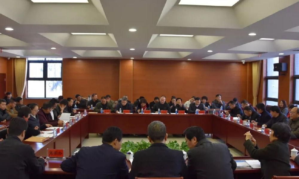 少林小龙武院实施助力脱贫，与唐庄镇王河村签约村企联建