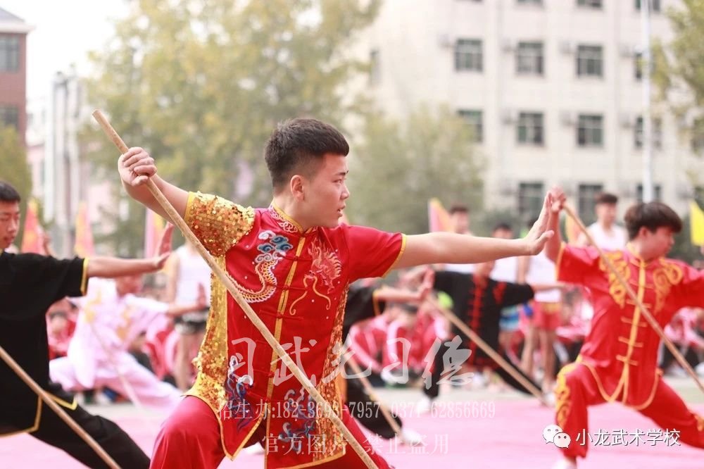 嵩山小龙少林武校招生条件一年学费多少钱？武校哪家靠谱?